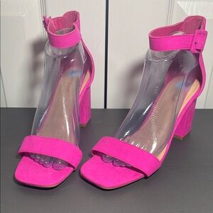 *NEW* Pink Women's Heeled Sandals